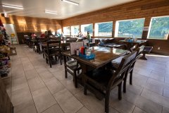 toad-river-lodge-restaurant-seating