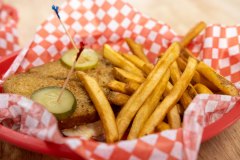 toad-river-lodge-sandwich
