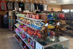 toad-river-gift-shop01